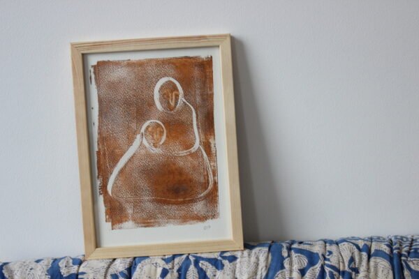 Figures (in brown) - Image 3